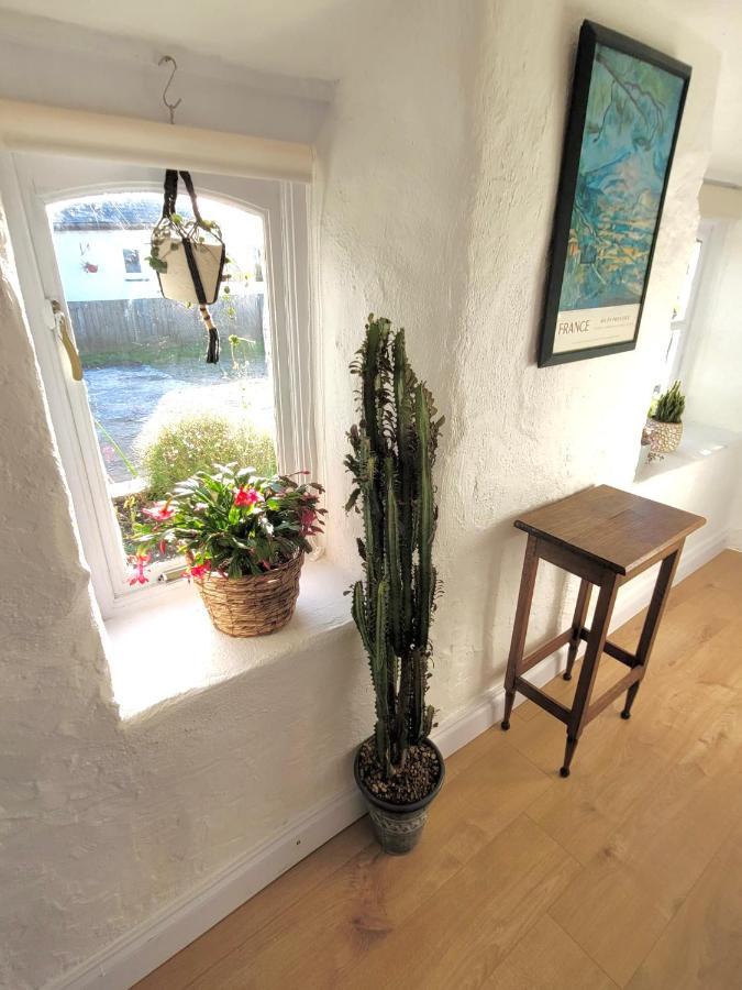 Idyllic Cornish Cottage, Superking Bed, Private Garden Dogs Welcome Truro Esterno foto