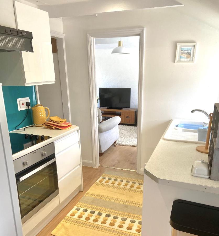 Idyllic Cornish Cottage, Superking Bed, Private Garden Dogs Welcome Truro Esterno foto